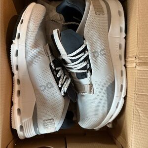 On Running Women's Gray and white Athletic Shoes